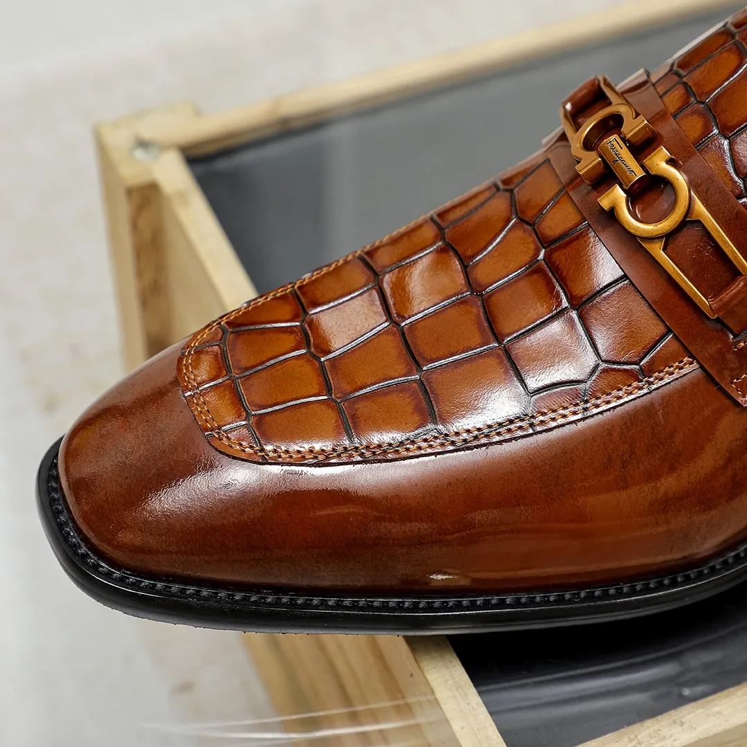 Men's shoes 💰460🕷🕷🐂【Ferragamo】Ferragamo Popular fashionable casual shoes🇨🇳Official website counter 1:1 production, original mold opening💯Good quality can be seen, imported high-end first-layer waxed calfskin, water-dyed🐂leather lining🌿very clear texture, high-quality waterproof, non-slip and wear-resistant outsole🎋high quality and low price, truly handmade🍓2 colors available! Code number 38-44......(45.46 customized)